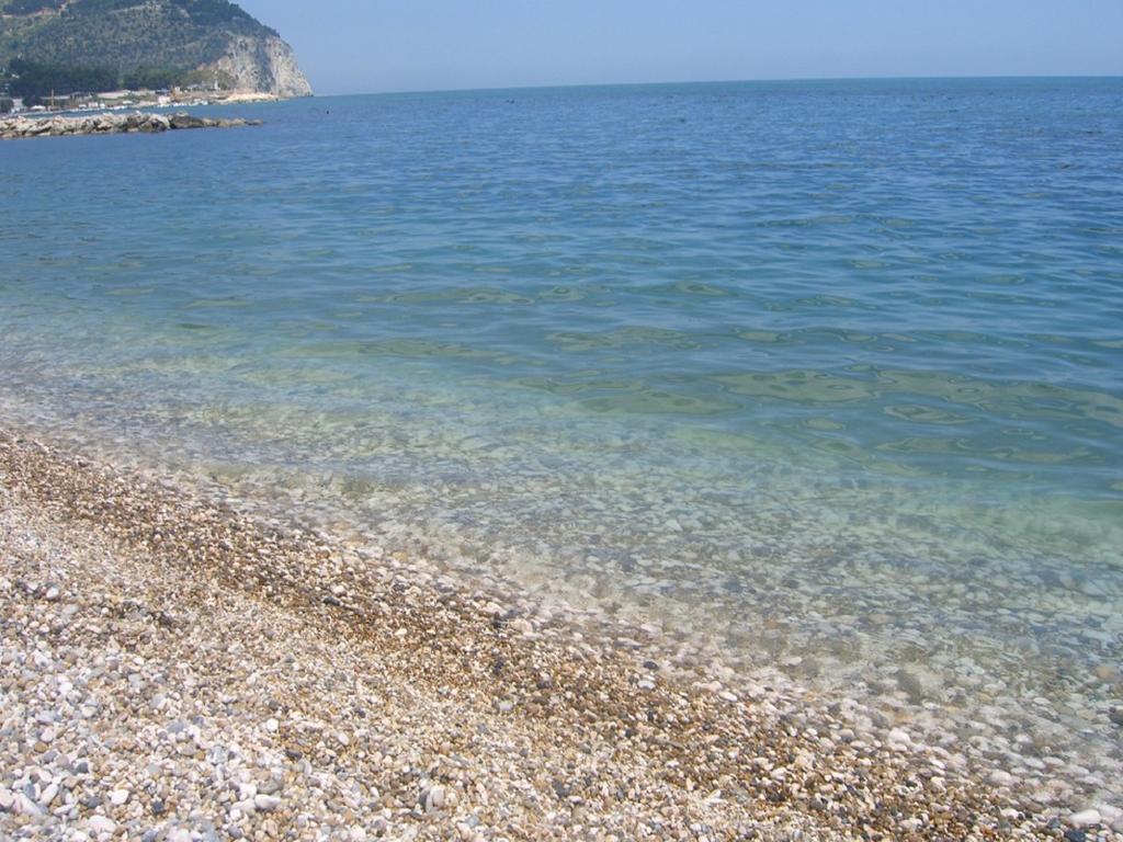 Hotel Alba Del Gargano Матината Екстериор снимка