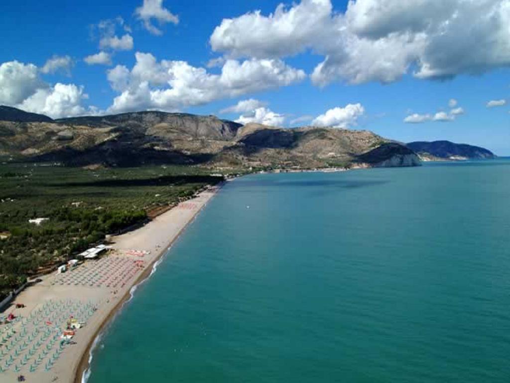 Hotel Alba Del Gargano Матината Екстериор снимка