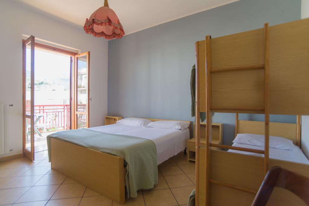 Hotel Alba Del Gargano Матината Екстериор снимка